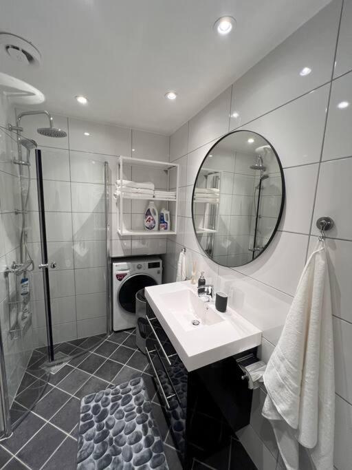 Spacious And Beautiful Apartment In Bergen With Free Parking Exteriör bild