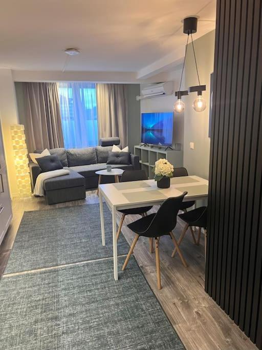 Spacious And Beautiful Apartment In Bergen With Free Parking Exteriör bild